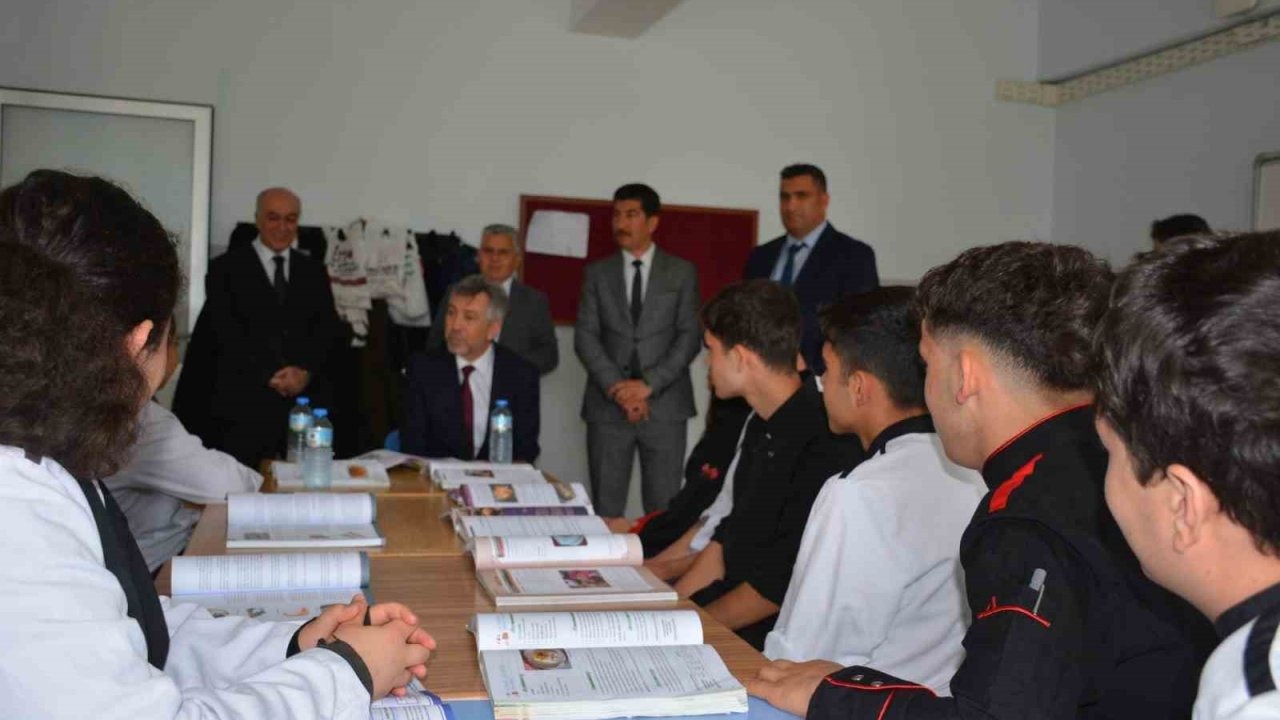 Milli Eğitim Bakanlığı’ndan Başkan Gülşen, Köyceğiz’de incelemelerde bulundu