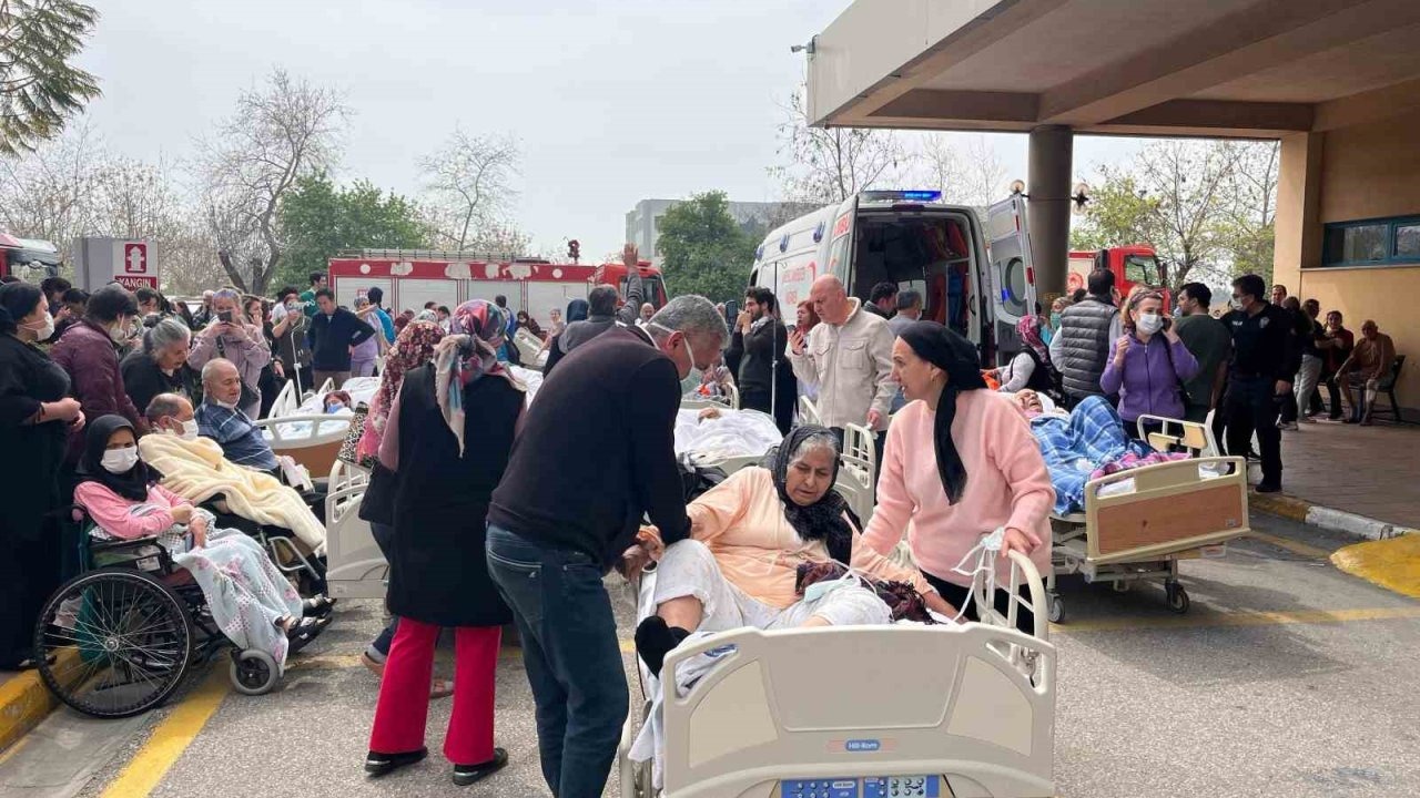 Akdeniz Üniversitesi Hastanesi Acil Servisi’nde yangın