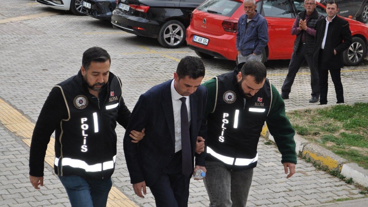 Gelendost Belediye Başkanı Mustafa Özmen tutuklandı