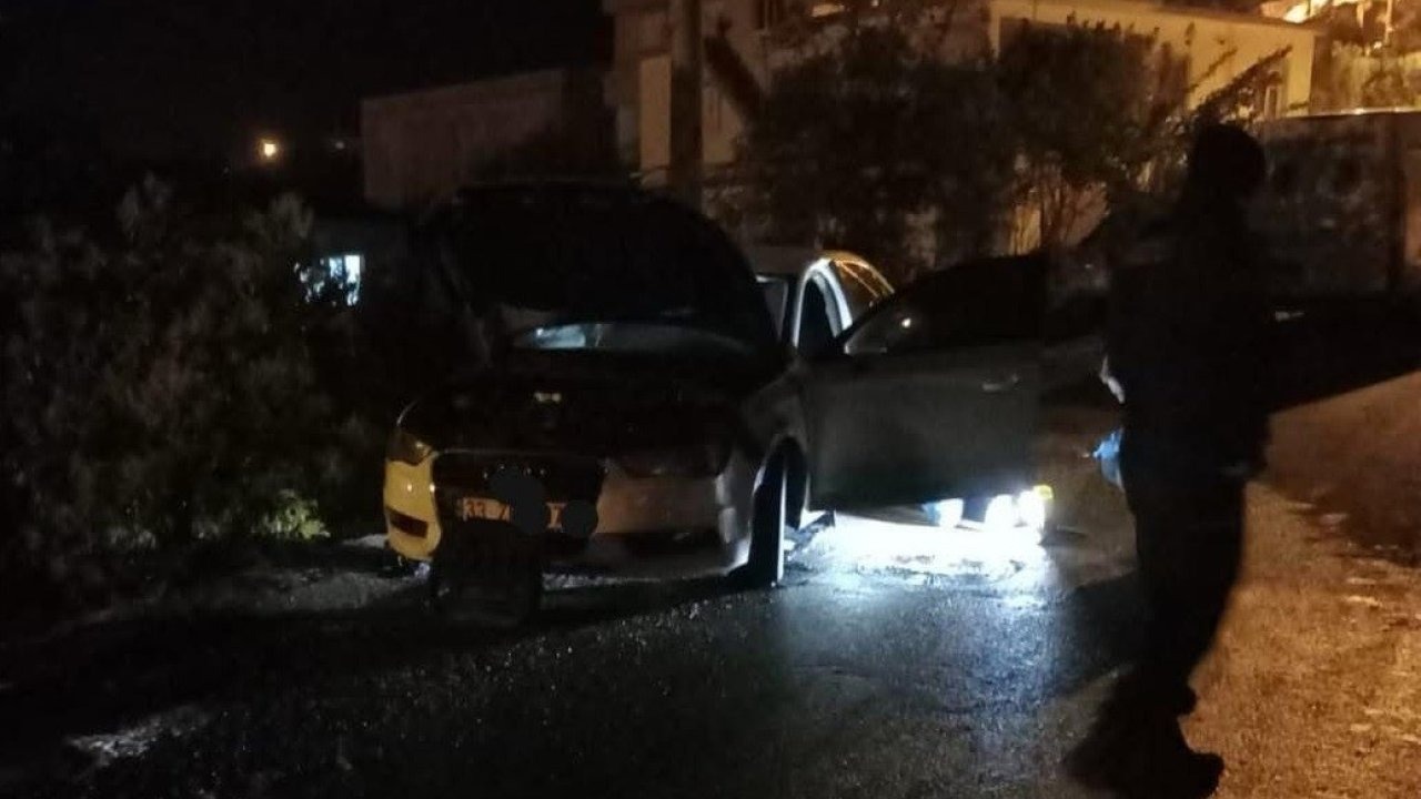 Mersin Bozyazı’da araç yakma girişimi
