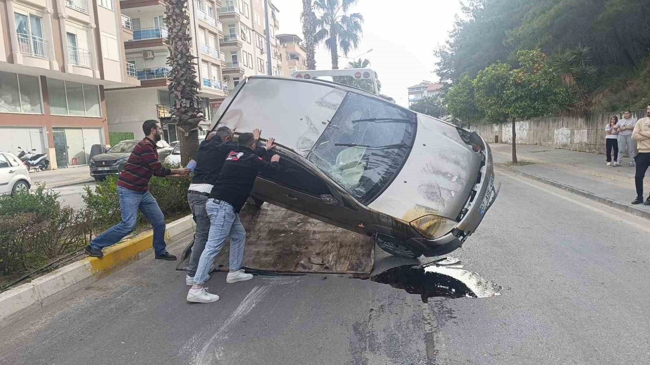 Virajı alamayan otomobil takla attı, sürücü yaralandı