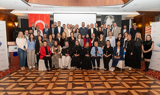 Antalya Düşünce Platformu, Üretici Kadınları Ödüllendirdi