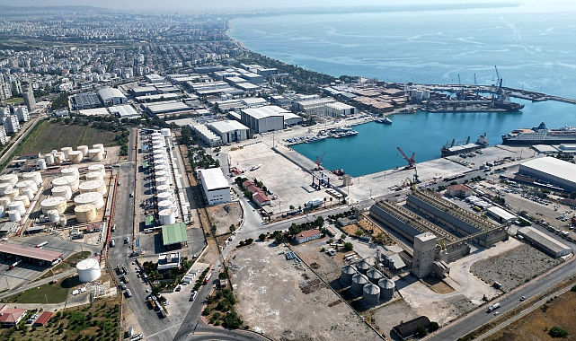 Antalya Serbest Bölgesi ticaret hacmini artırıyor