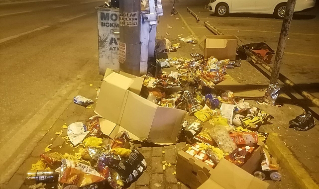 Çöplerin Dağıtılmasına Vatandaşlar Tepkili