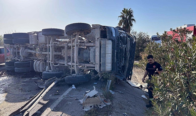 Devrilen Beton Mikserinde Sürücü Yaralandı