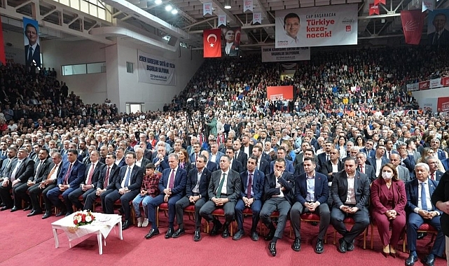 İmamoğlu, "Tarihin önemli kavşaklarında CHP'nin imzası var"