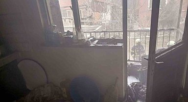 Isparta'da 2 katlı evde yangın