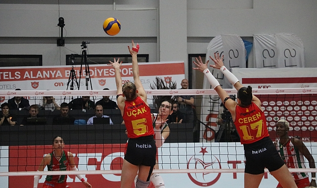 İzmir derbisinde kazanan Göztepe oldu