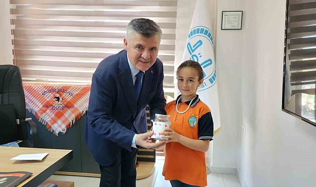 Küçük Ama Kocaman Bir Kalp! Rümeysa'nın Filistin'e Bağışı Duygulandırdı