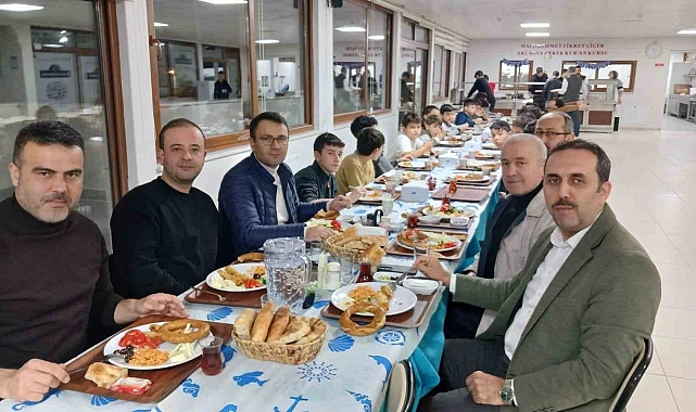 Manevi Atmosferde Birlik! Yatağan'da Hafızlarla Sahur Programı