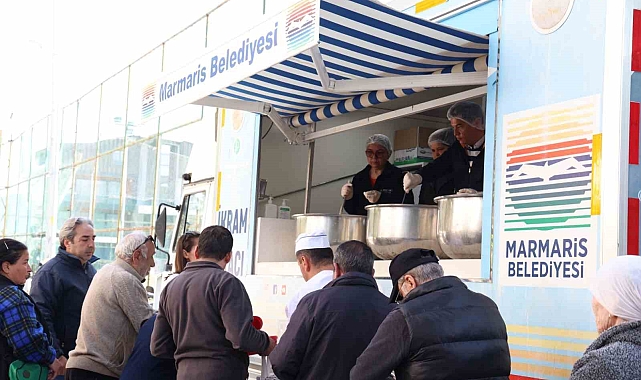 Marmaris Belediyesi'nden her gün 3 çeşit iftarlık