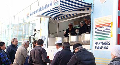 Marmaris Belediyesi'nden her gün 3 çeşit iftarlık
