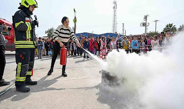 Mersin'de çocuklara afet eğitimi verildi