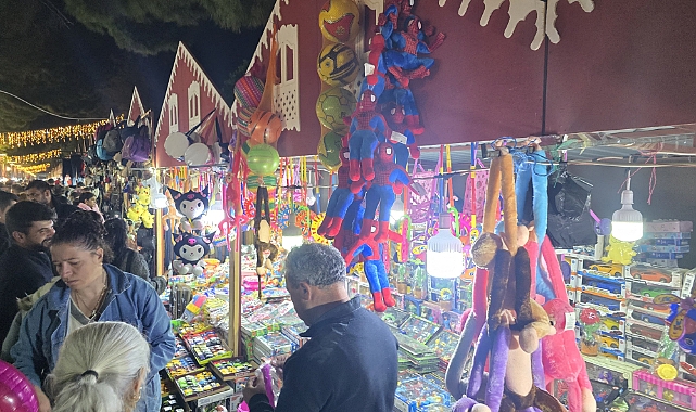 Ramazan Etkinliklerinde Oyuncakçılar Çocukların Favorisi