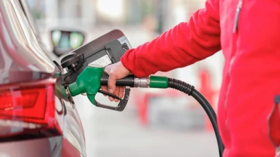 Araç Sahiplerini Üzecek Haber! Benzine Zam Yolda
