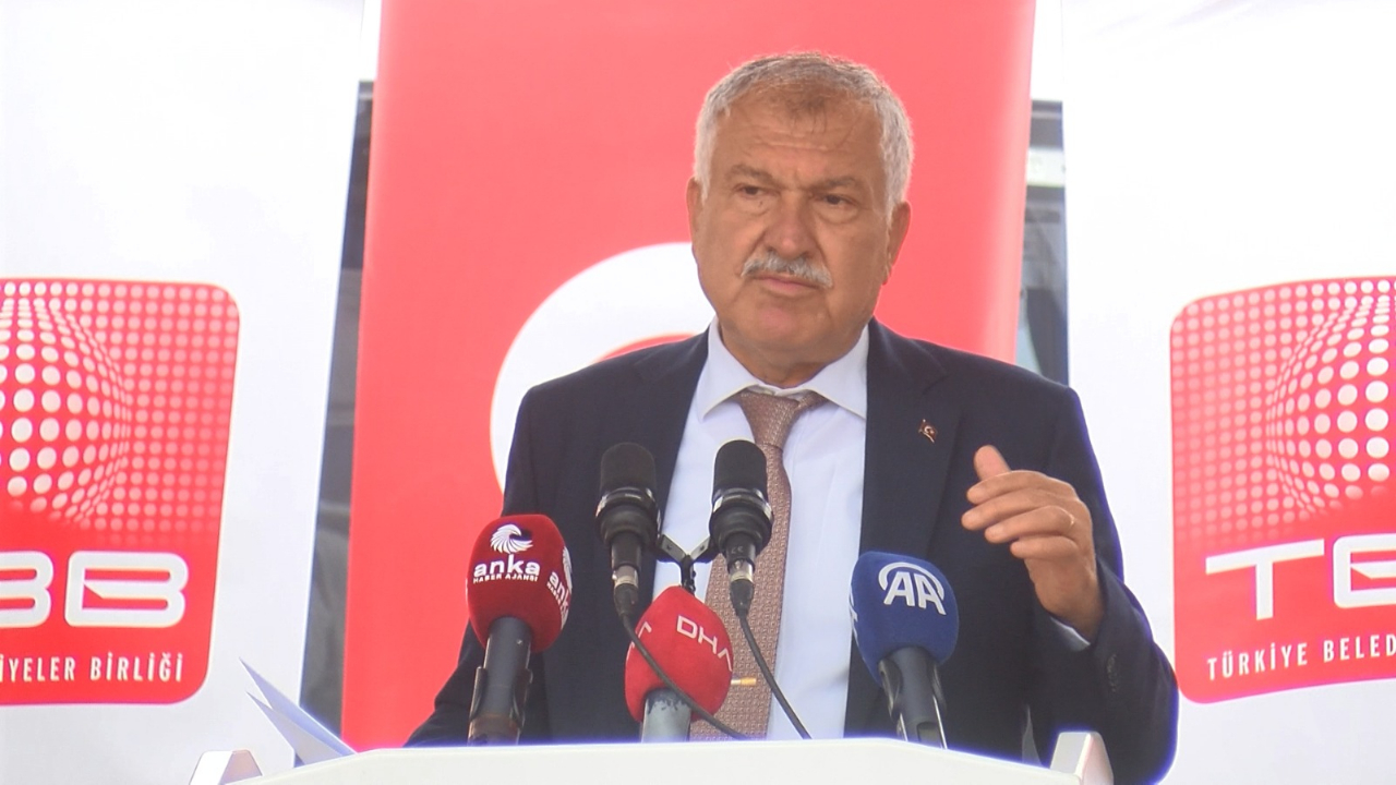 TBB, 40 Belediyeye Hizmet Aracı Teslim Etti