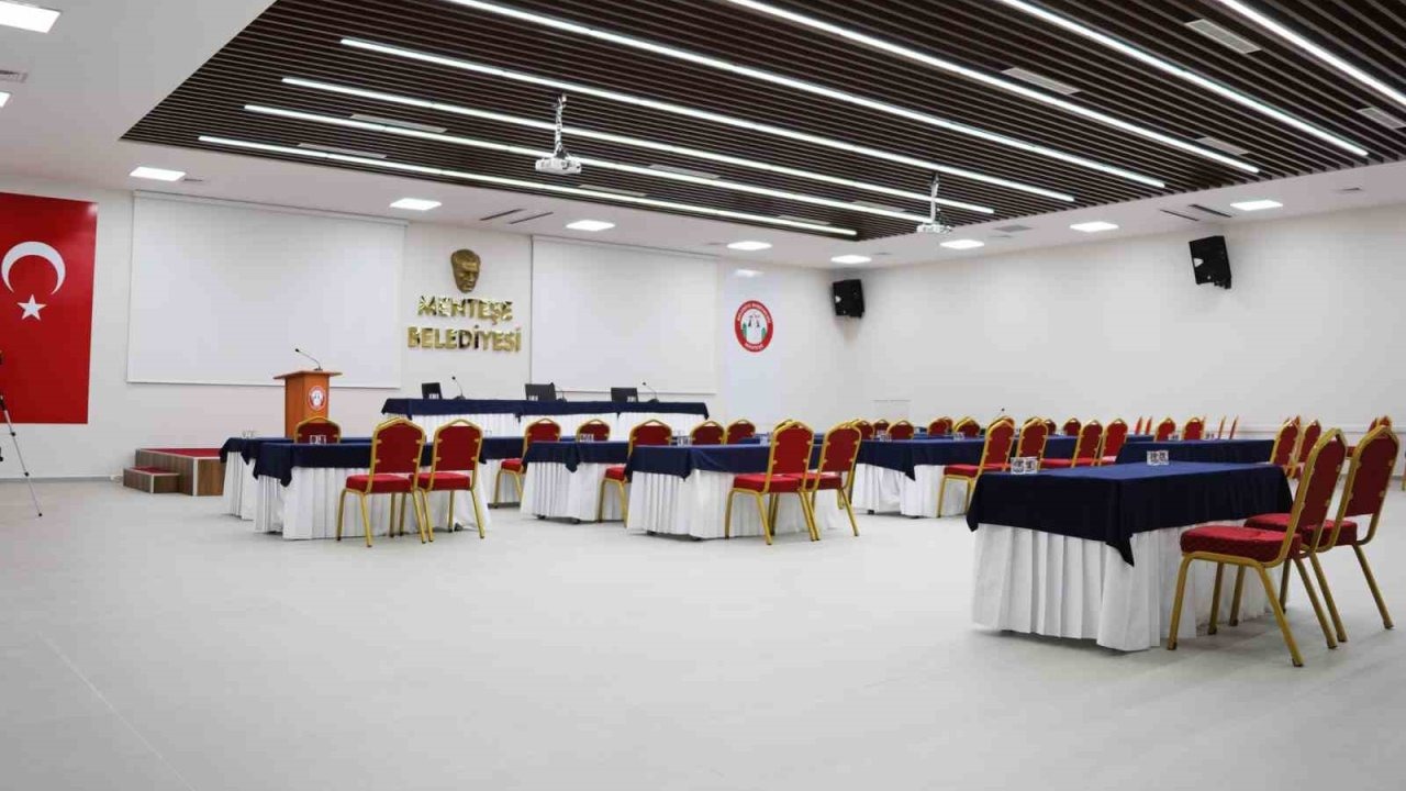 Nail Çakırhan Salonu Yenilendi