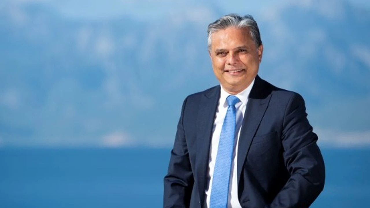 Başkan Uysal, CHP Genel Başkan Adaylığından Çekildi