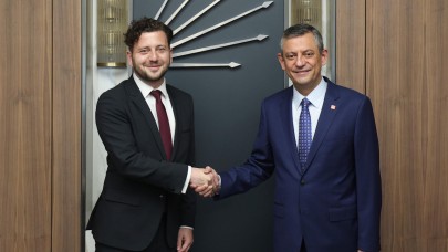 Özel, Almanya Yeşiller Partisi Eş Genel Başkanı Banaszak ile Görüştü