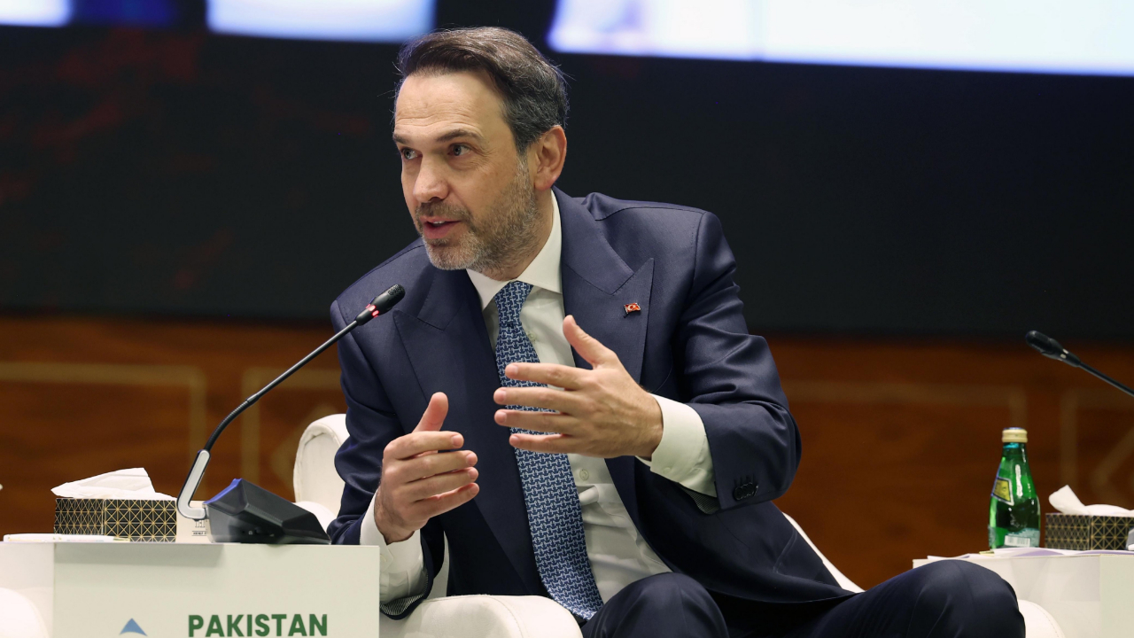 Enerji ve Tabii Kaynaklar Bakanı Bayraktar, Pakistan’da