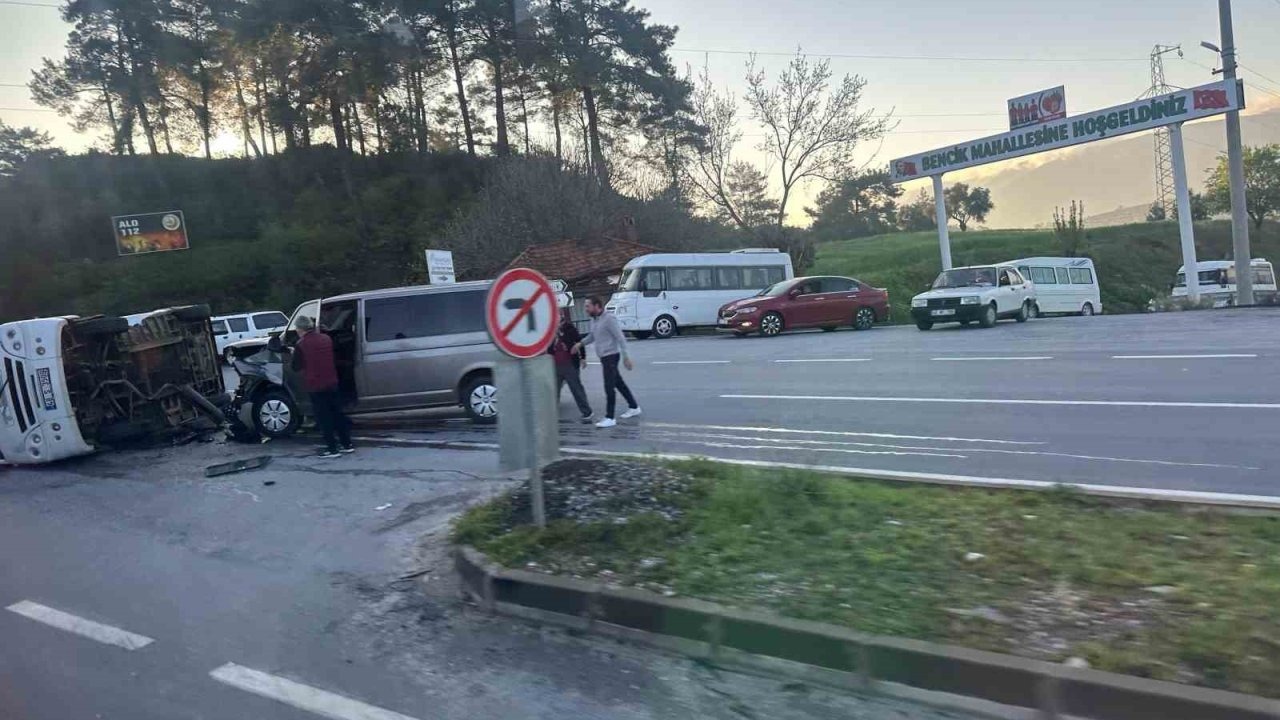 Yatağan’da işçi servisi kaza yaptı: 6 yaralı
