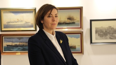 Ukrayna Dışişleri Bakanı Andrii Sybiha’nın Eşi Tatiana Sybiha “Galata Turu” Sergisini Gezdi