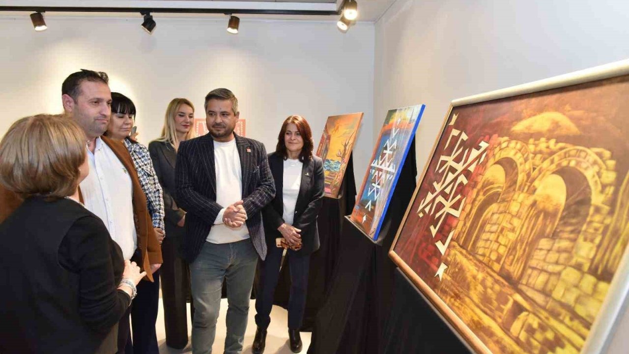’Geçmiş Zaman Olur Ki’ sergisi sanatseverlere kapılarını araladı