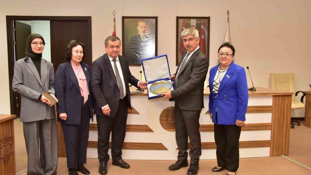 MSKÜ ile Özbekistan Ulusal Üniversitesi arasında akademik iş birliği protokolü