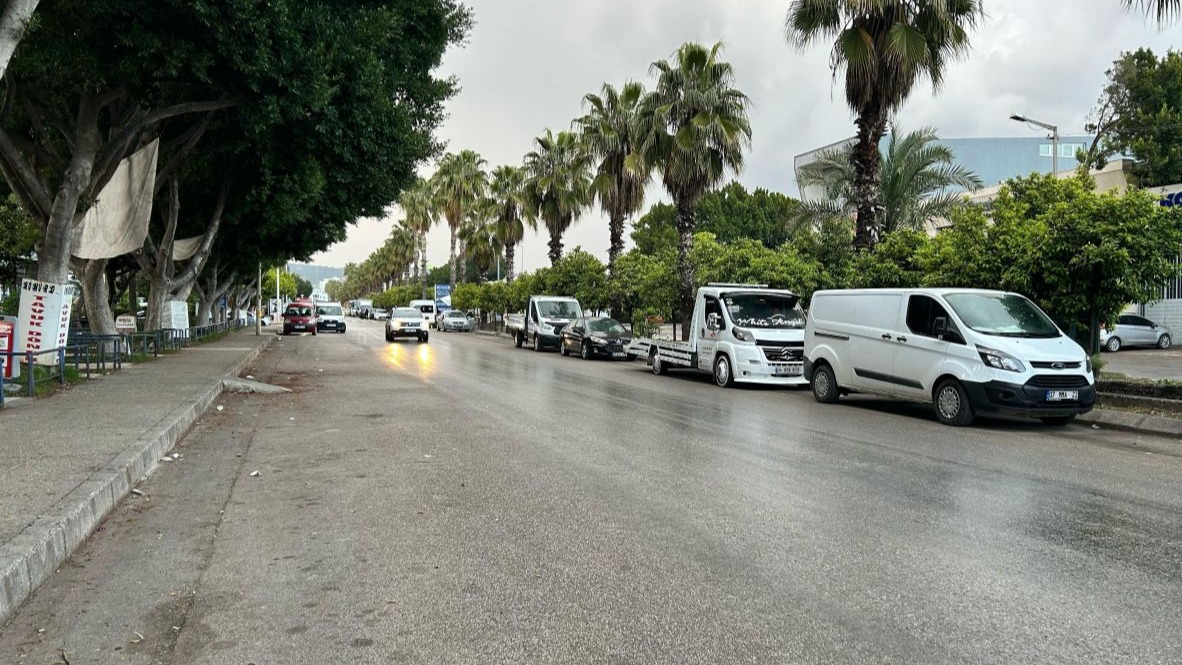 Sanayi sitesinde 'drift' atan sürücünün ehliyetine el konulup 46 bin TL ceza uygulandı