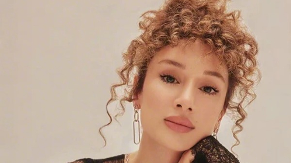 Mela Bedel Antalya’da Konser Verecek