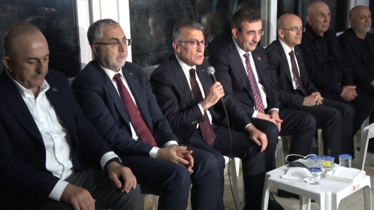 Cumhurbaşkanı Yardımcısı Yılmaz’dan Mevlüt Çavuşoğlu’na taziye ziyareti