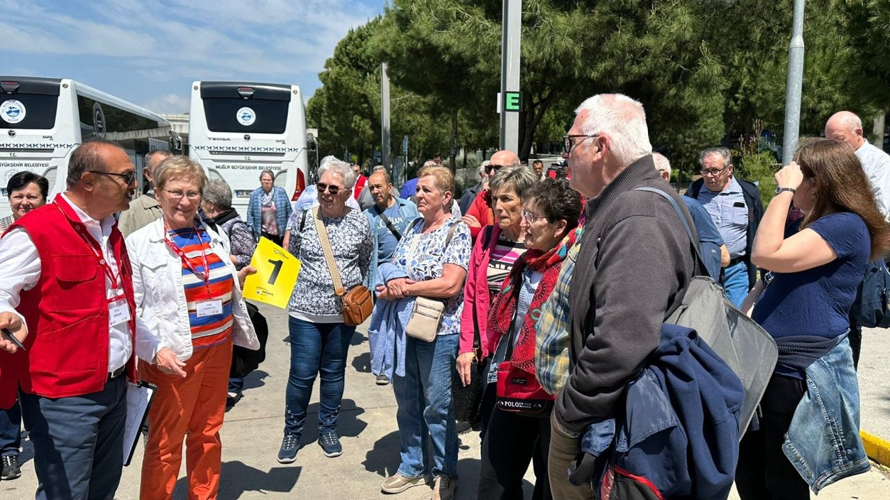 Avusturyalı emekliler, 31 yıl sonra yeniden Marmaris'te