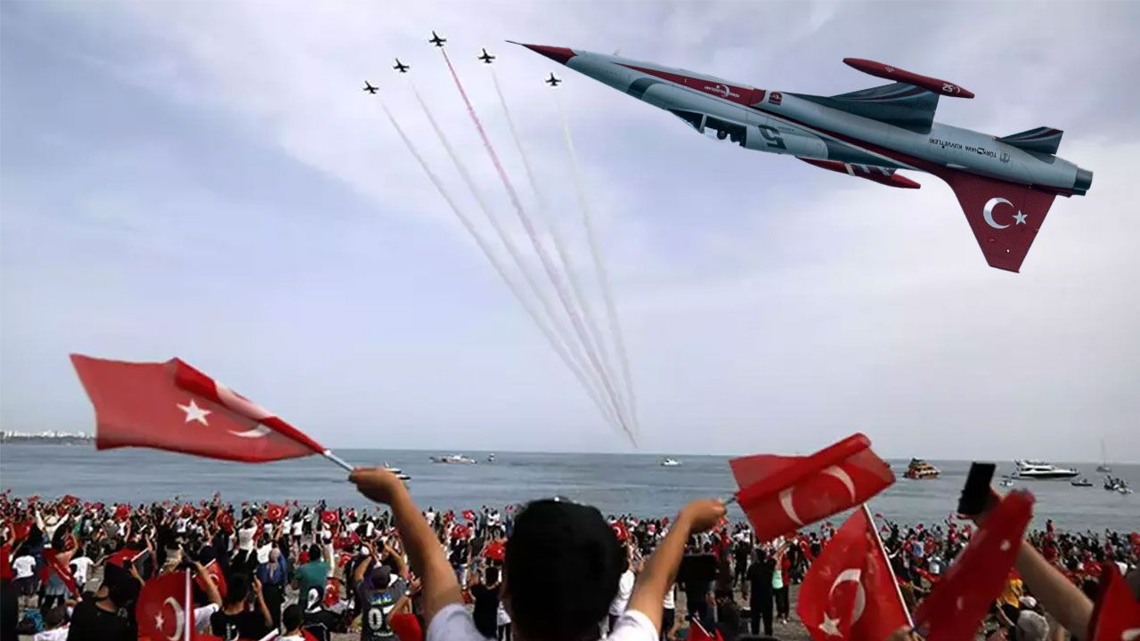 Antalya’da 23 Nisan Coşkusu Gökyüzüne Taşınıyor! Türk Yıldızları’ndan Nefes Kesen Gösteri