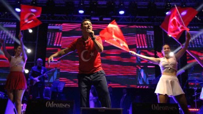 Antalya’da 23 Nisan Coşkusu Mustafa Sandal Konseriyle Zirveye Çıkıyor!