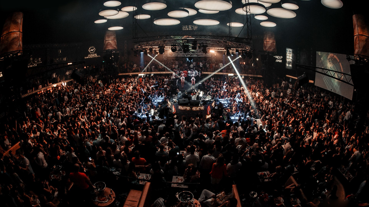 Aura Club Kemer Sezonu Açıyor! 23 Nisan’da Görkemli Partiyle Yaz Başlıyor
