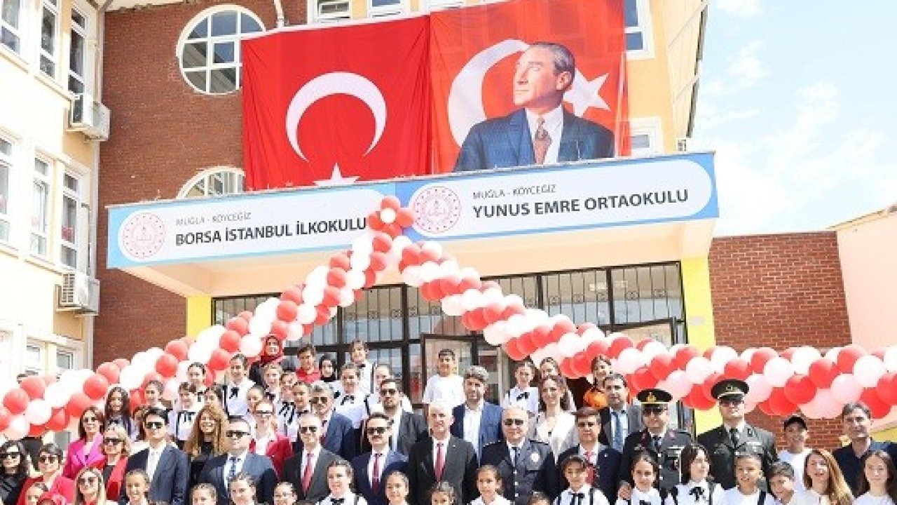 Köyceğiz’de 23 Nisan Ulusal Egemenlik ve Çocuk Bayramı kutlandı