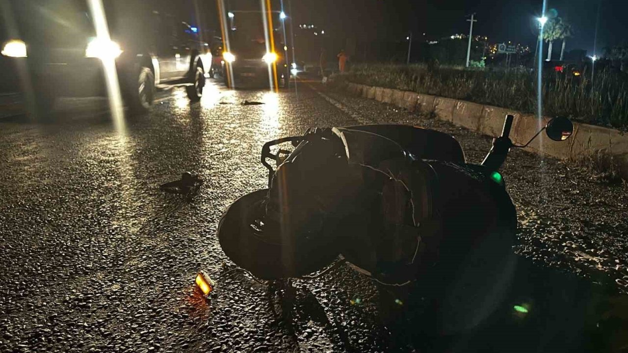 Minibüsün çarptığı motosikletli yaralandı