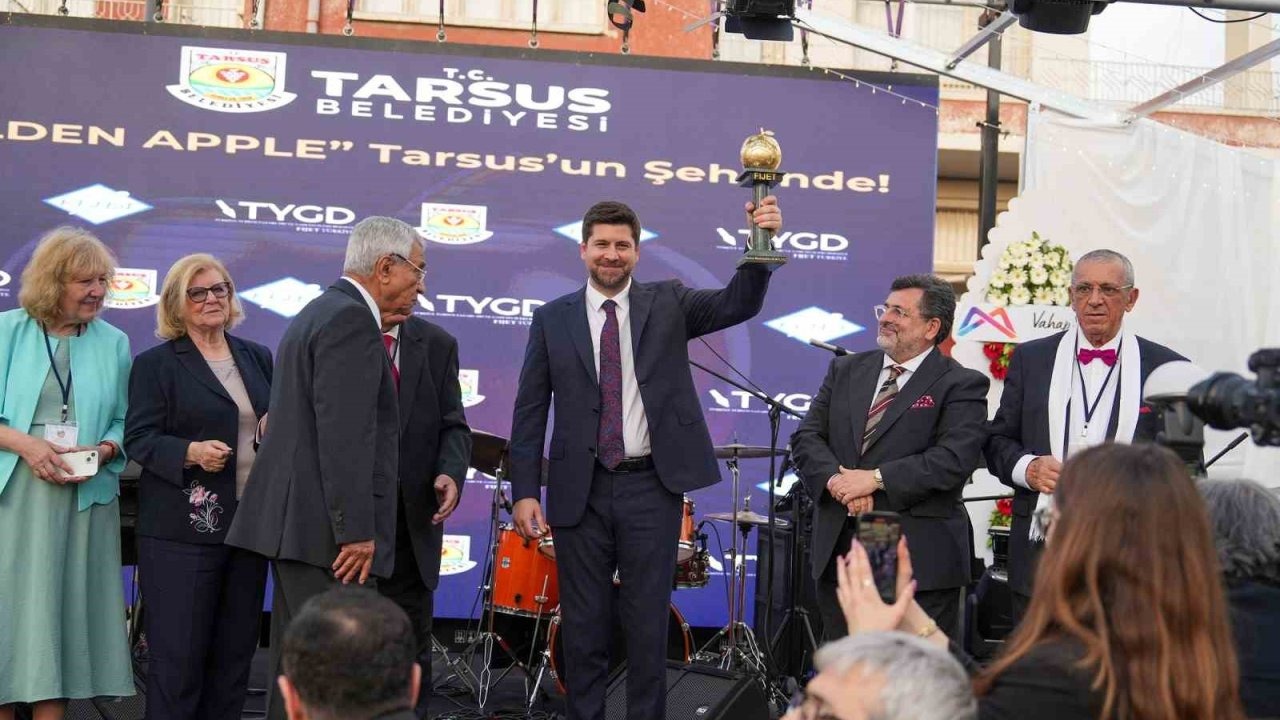 Tarsus, ’Golden Apple’ ödülünün sahibi oldu