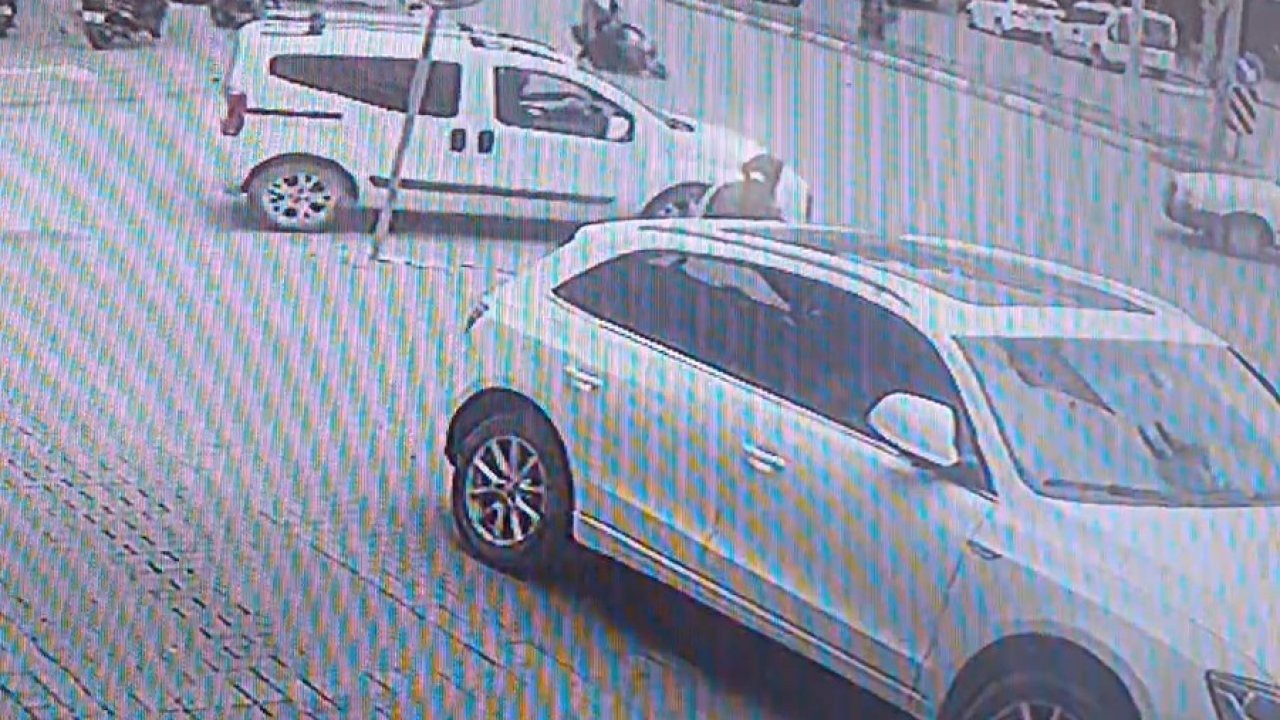 Hatalı dönüş yapan otomobil, motosikletli kadına kaza yaptırdı