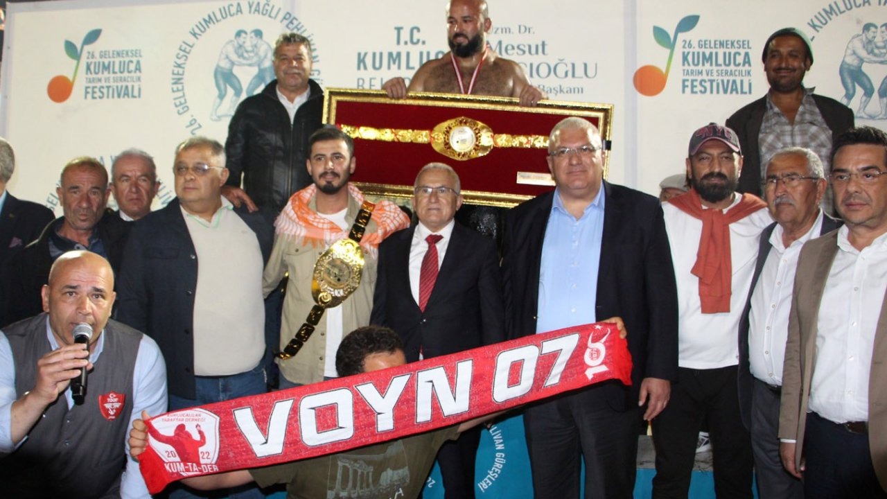 Kumluca Güreşleri'nde başpehlivan Orhan Okulu oldu