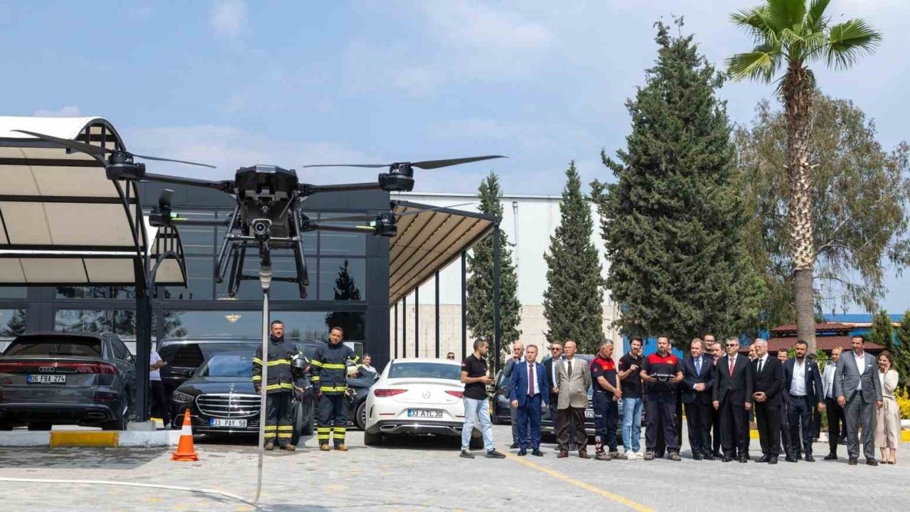 Mersin OSB’de ’Yangın Müdahale İnsansız Hava Aracı’ göreve başladı