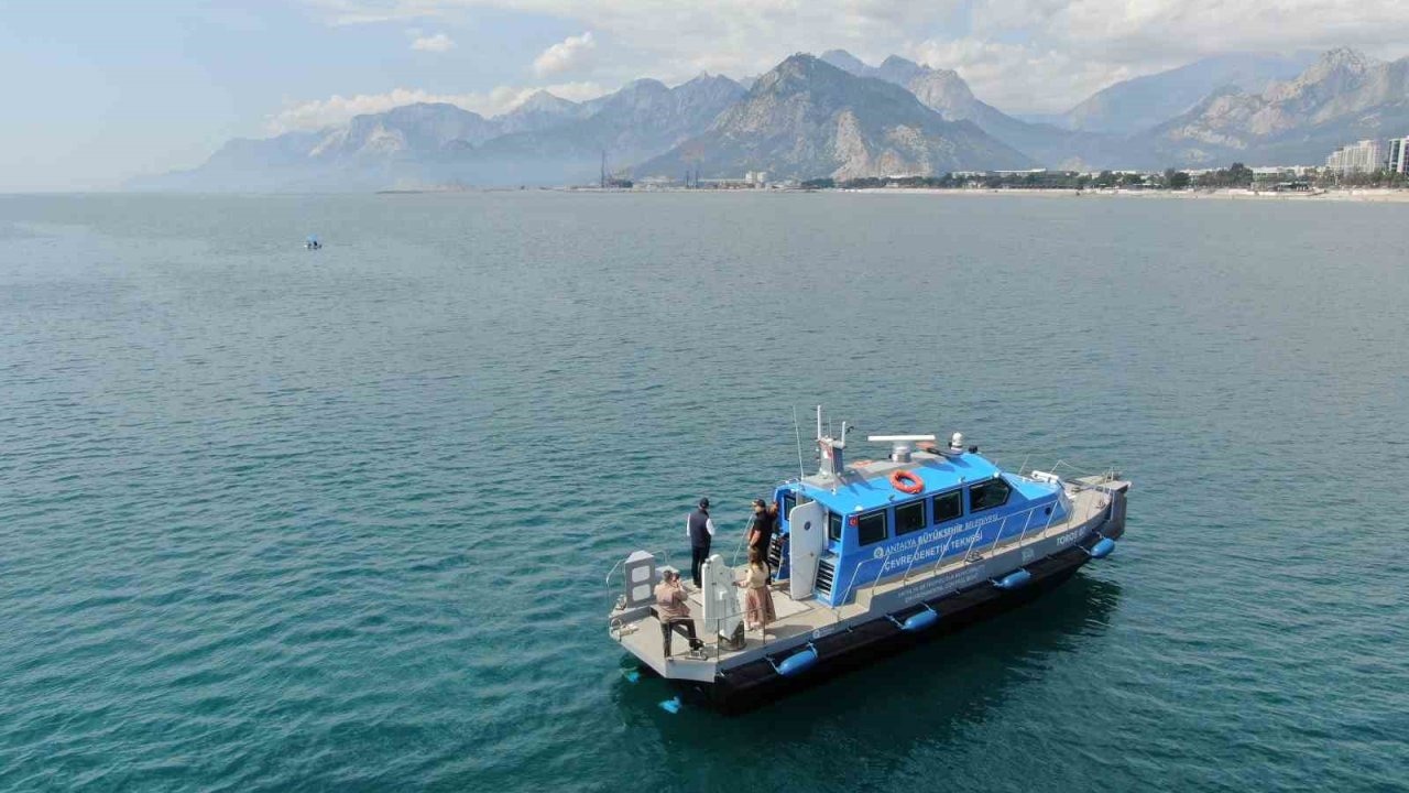 Elektronik gemi denetim sistemiyle Antalya körfezinde 124 gemiden kaçak deşarj tespit edildi