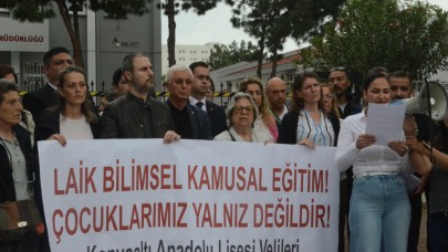 Konyaaltı Anadolu Lisesi Velilerinden Tepki: “Çocuklarımız Yalnız Değil!”