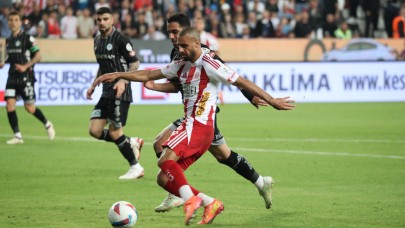 Antalyaspor Evinde Gülmeye Devam Ediyor! Antalyaspor:1  – Konyaspor: 0