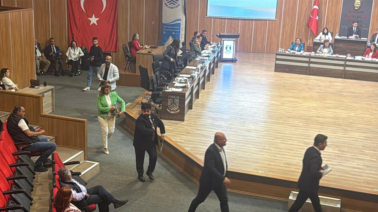 Bodrum’da AK Parti meclis üyeleri meclisi niye terk etti!