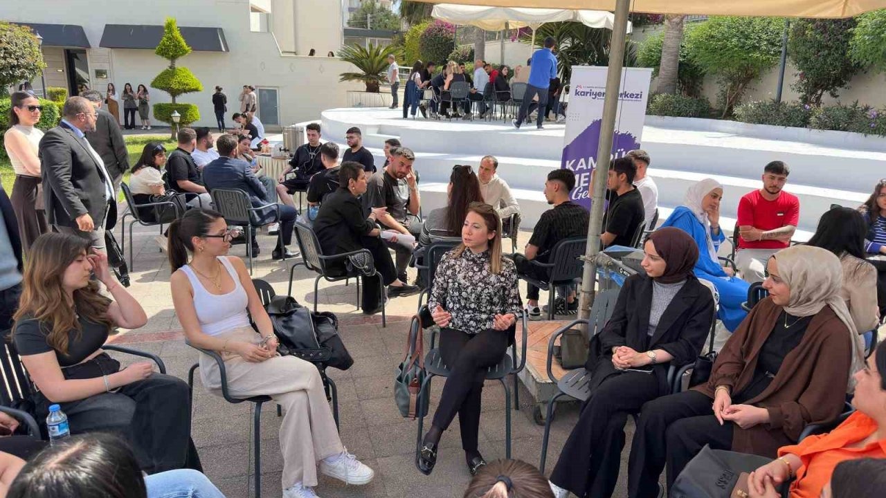 Kariyer Merkezi’nden Öğrencilere Fırsat: İş Dünyasıyla Kampüste Buluştular