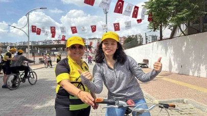 Tarsus’ta kadınlar bisiklet kullanmayı öğreniyor