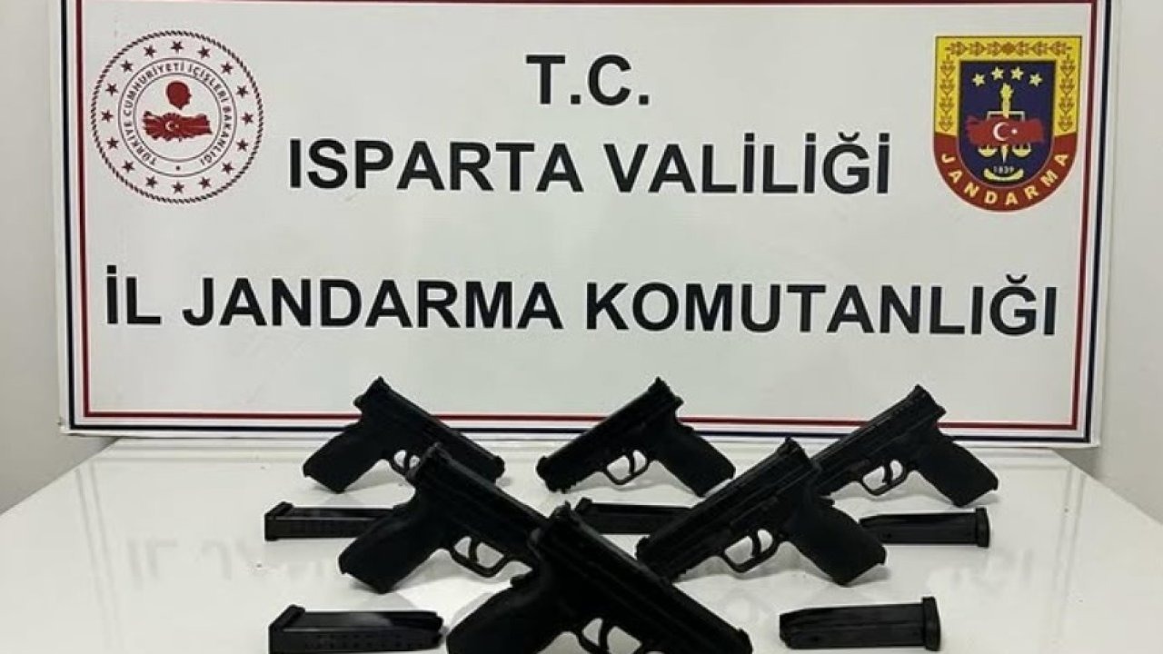 Şarkikaraağaç’ta ruhsatsız silah operasyonu
