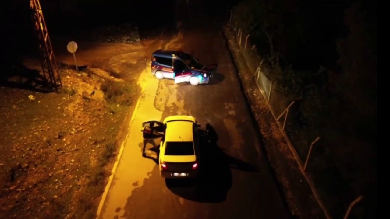 Mersin’de uyuşturucu ticareti yapan 4 şüpheli yakalandı
