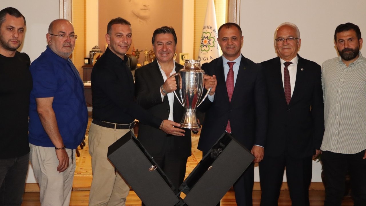 Muğlaspor teşekkür turlarında
